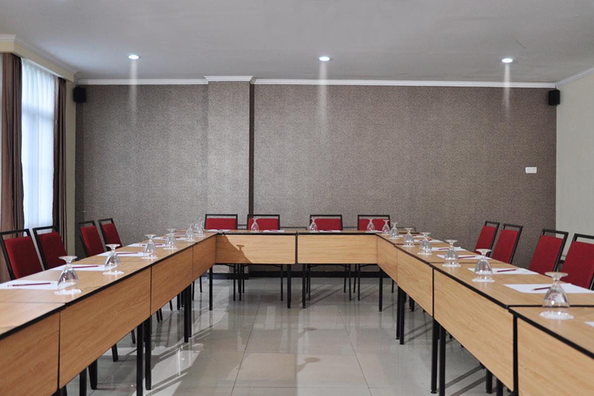 Sunbreeze Senayan Jakarta